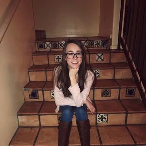 Meet your Posher, Mariaelena